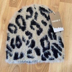 *BRAND NEW* Forever 21 Cheetah Print Beanie